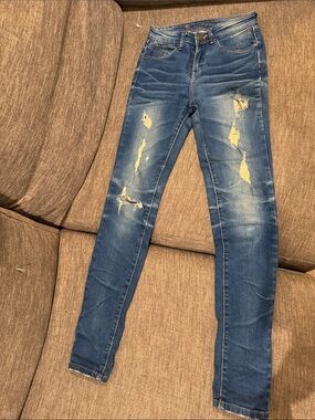 Women's Skinny Distressed Jeans - Blue